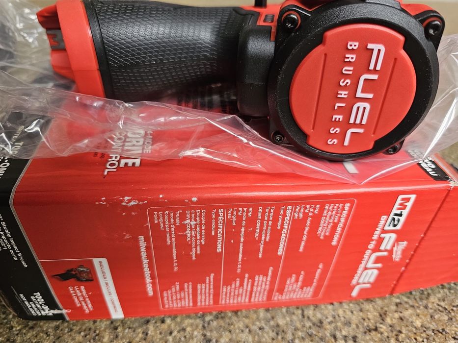 Klucz udarowy 1/2 m12 milwaukee  255-20