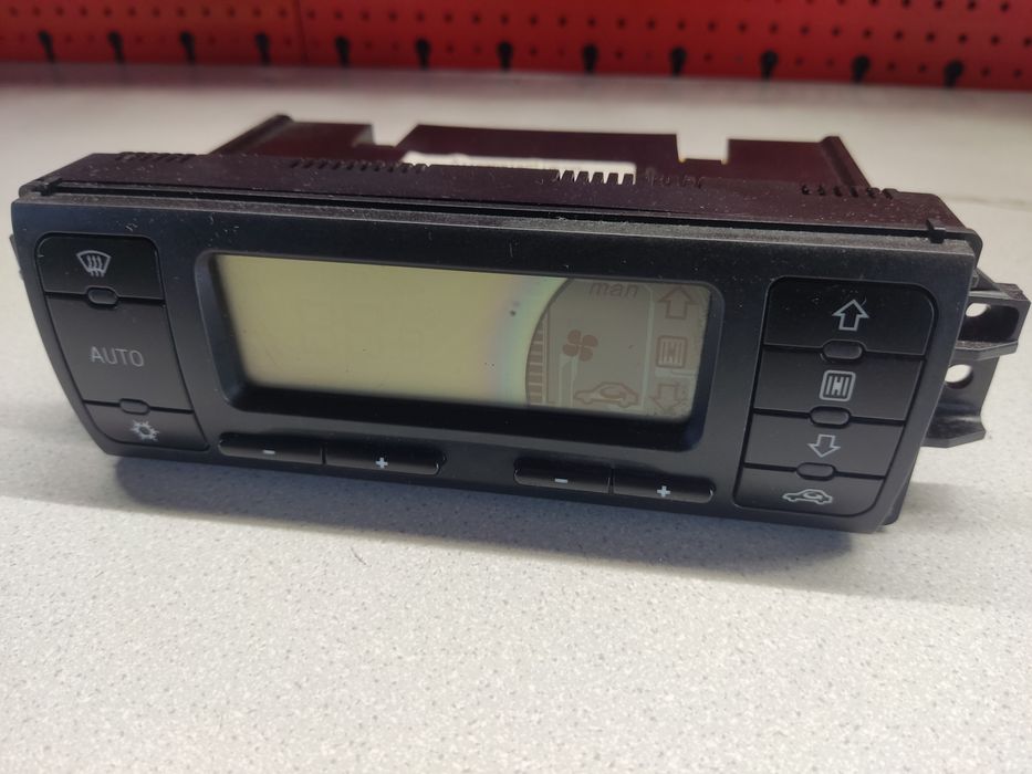 Panel klimatyzacji climatronic Seat Leon 1 Toledo 2 uszkodzony lcd
