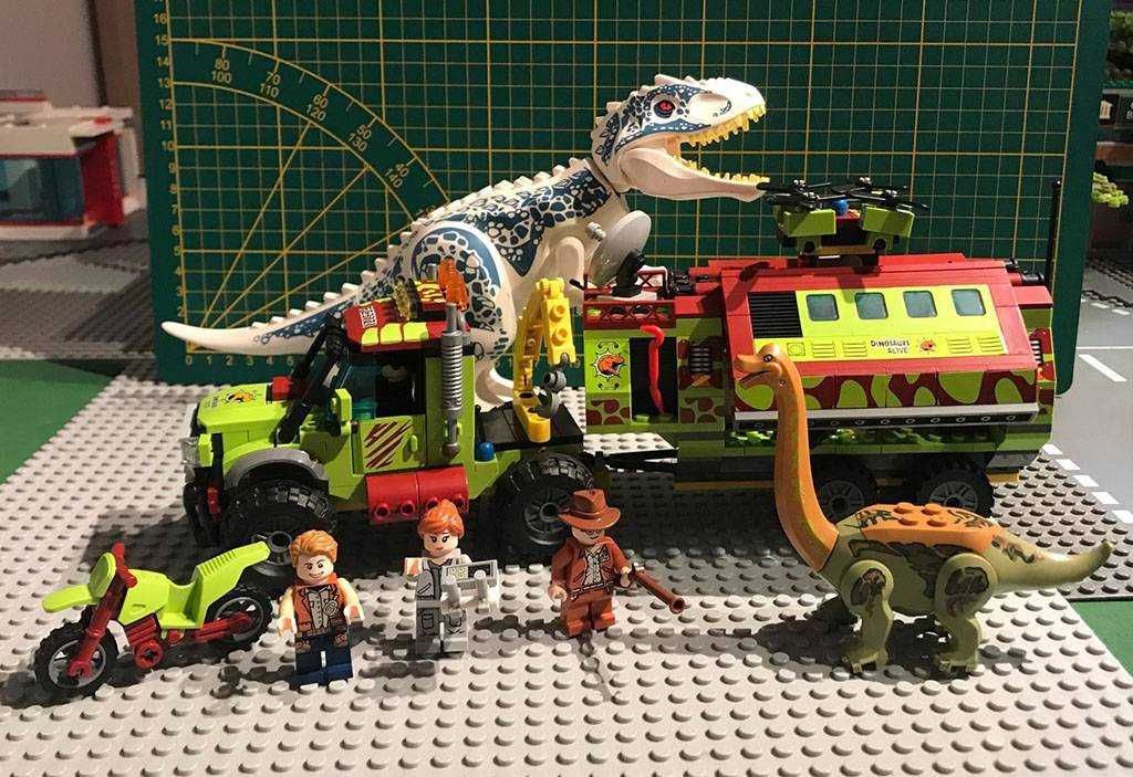 Jurassic World PARK JURAJSKI DINOZAURY klocki jak lego nowe 550 ele