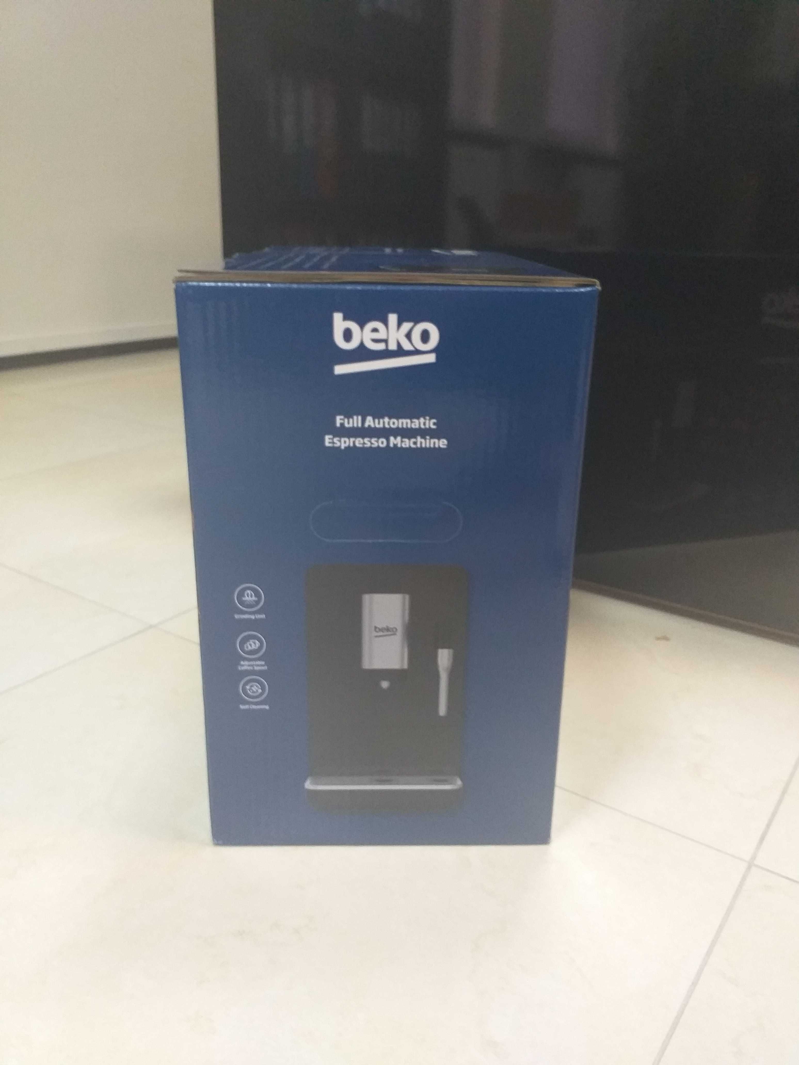 EKSPRES ciśnieniowy automatyczny Beko CEG3192B 1350 W ! ! ! NOWY ! ! !