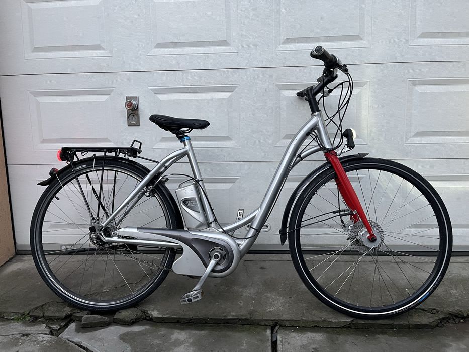 Жіночий електро велосипед