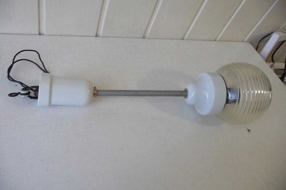Lampa sufitowa, szklany klosz, antyk PRL
