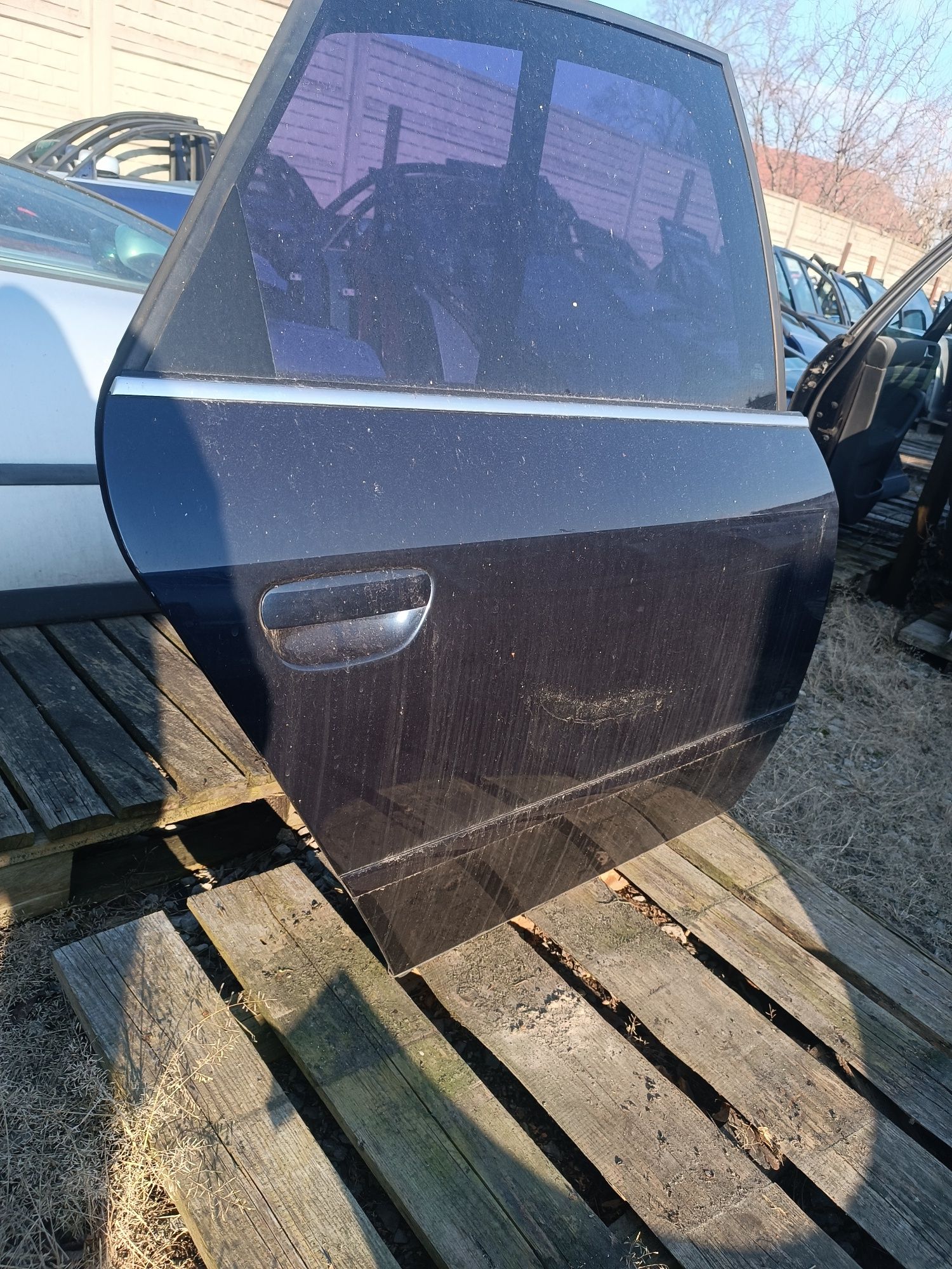 Drzwi prawe tył audi A6 C5 LZ5T