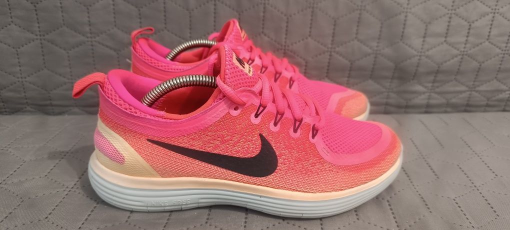 Кросівки NIKE FREE RN DISTANCE 2, 40 р., 25,5 см.