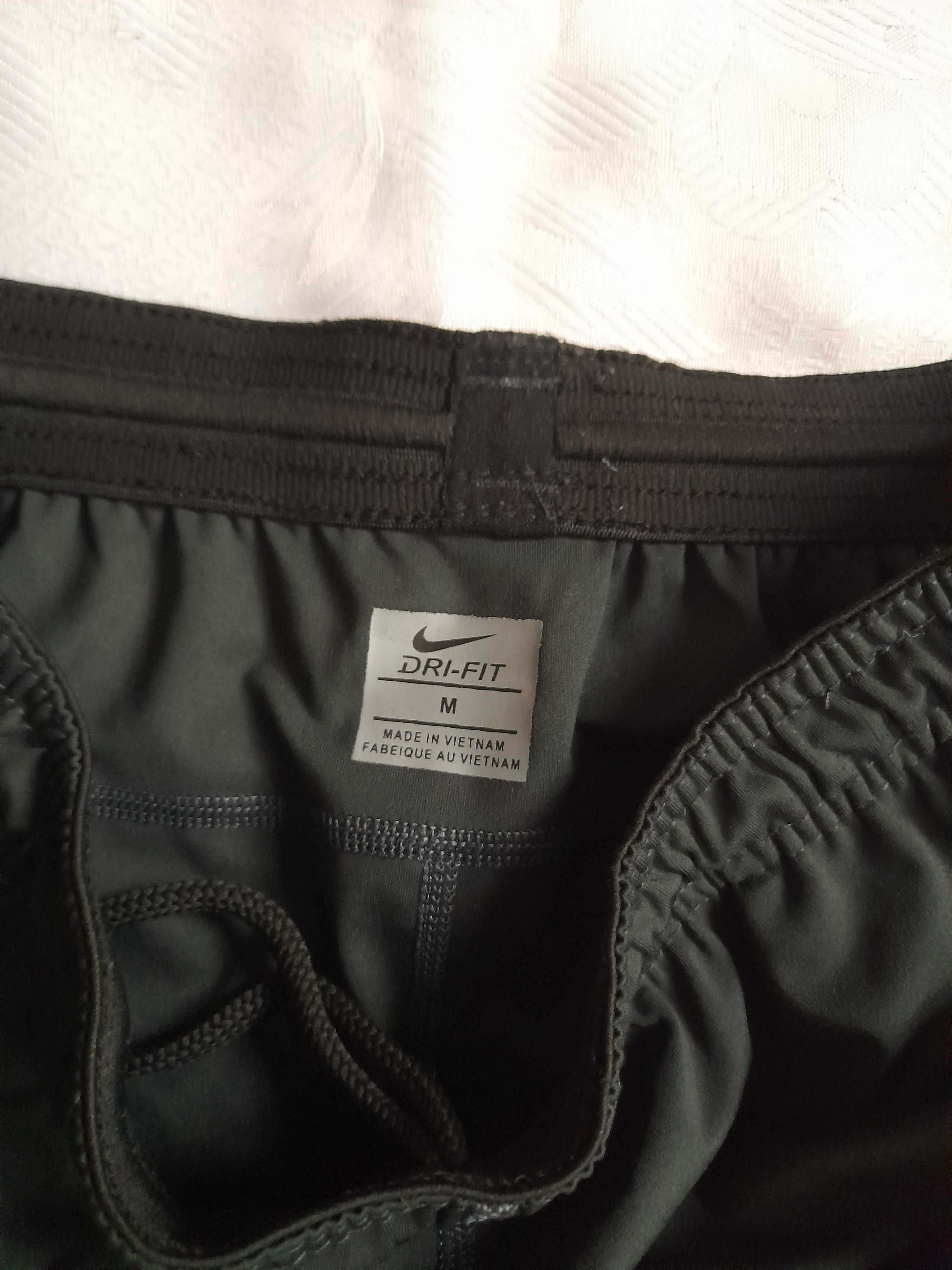 dwu częściowy dres sportowy   nike dri-fit stan idealny