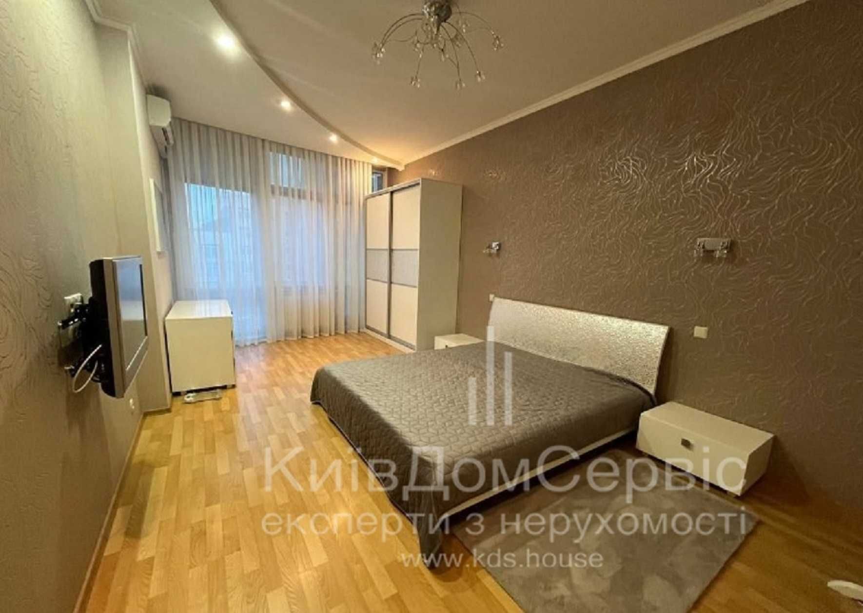 3 кімнатна квартира Дмитрівська 82 Центр площа Перемоги