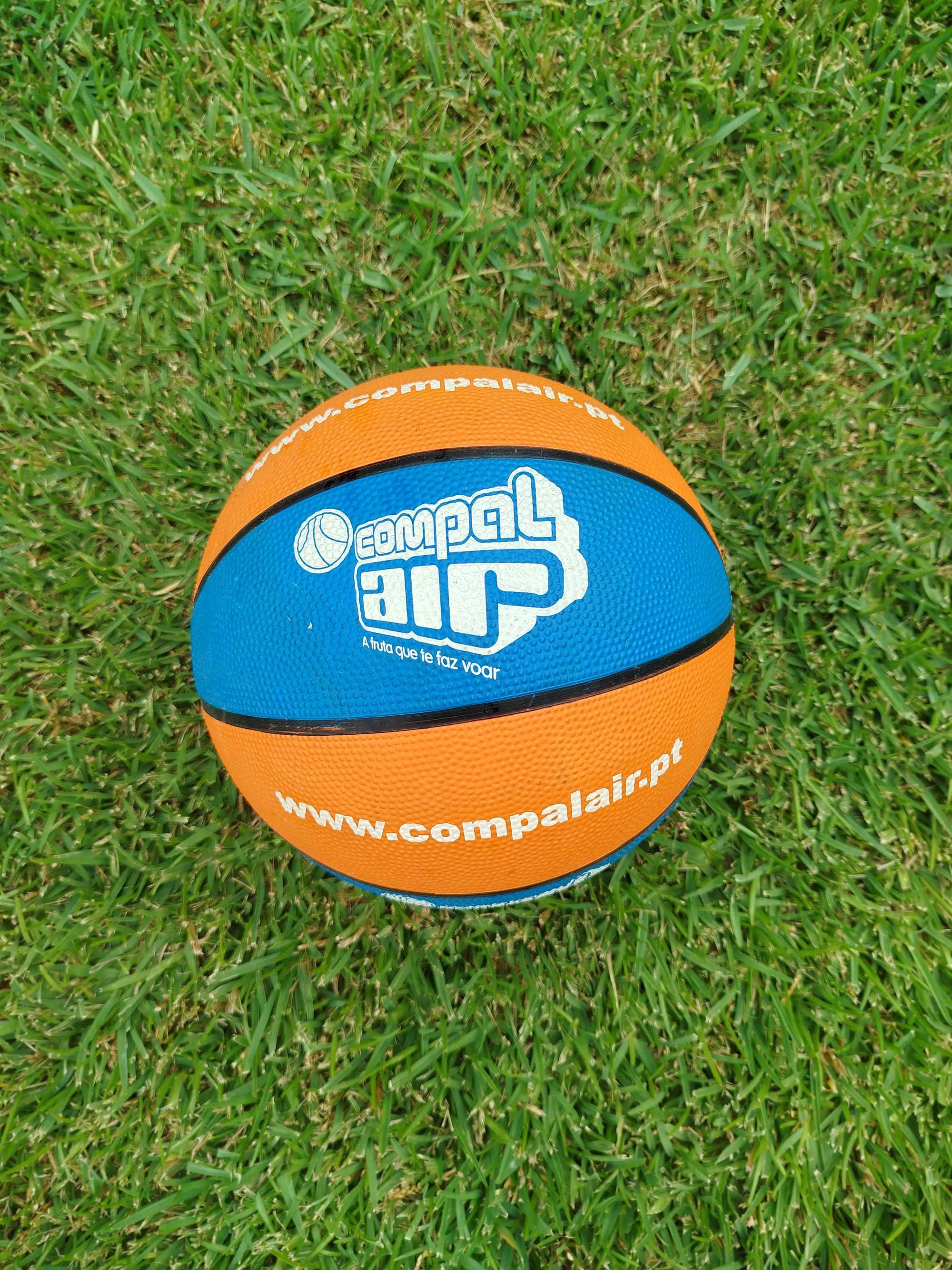 2 Bolas de basquetebol/basket