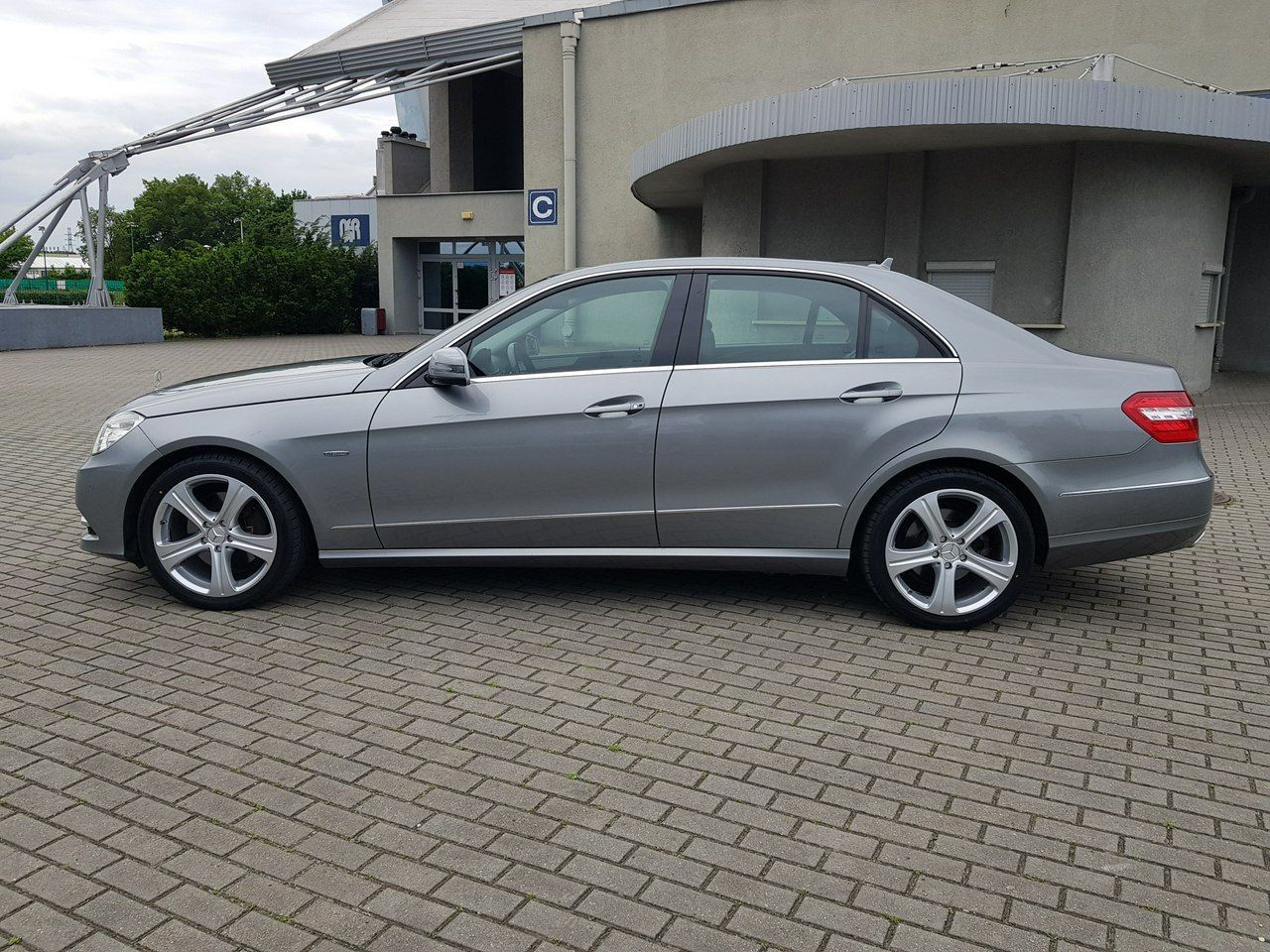 Mercedes-Benz Klasa E E250 CDI Avantgarde Automat Nawigacja Zarejestrowany Gearancja