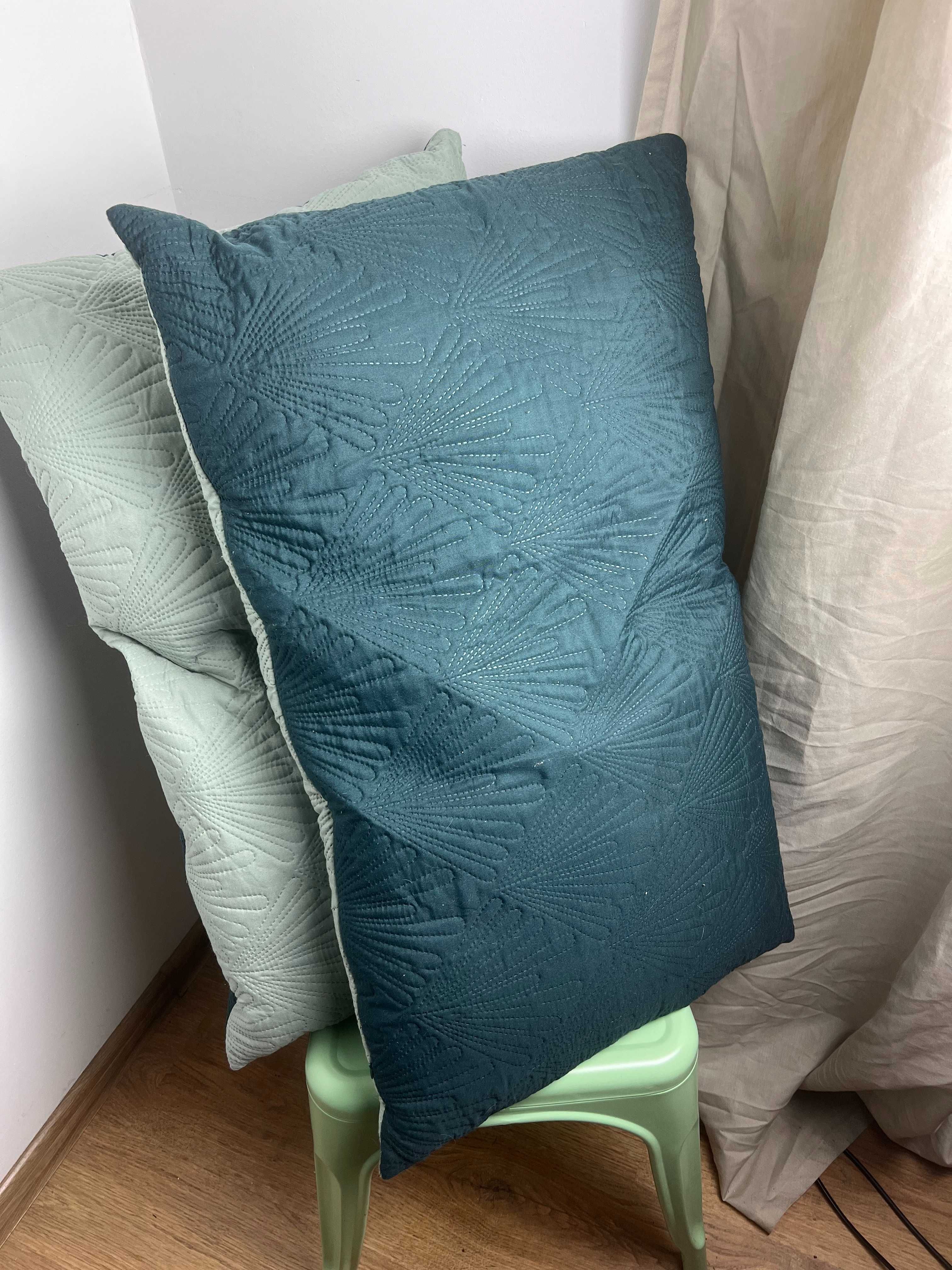 Zestaw narzuta i poduszki na łóżko nowe bez metki dwustronne zielone