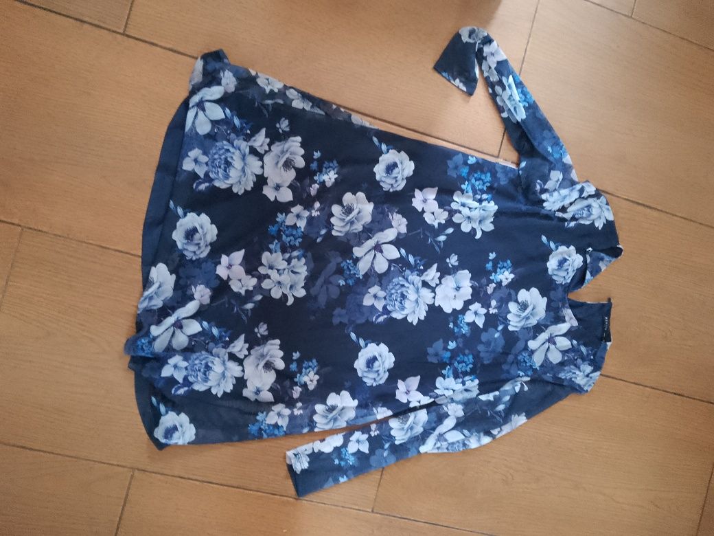 2 sukienki Mohito i 1 szt. Cropp rozm. L