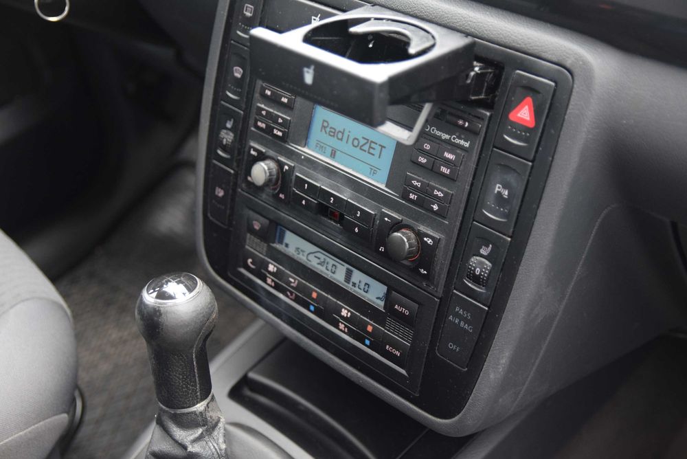 Volkswagen Sharan - 7 os - klimatronic -