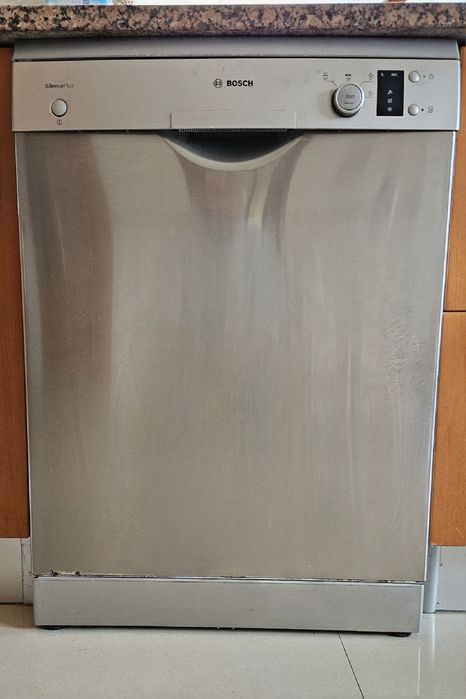Máquina de Lavar Loiça Bosch Silenceplus