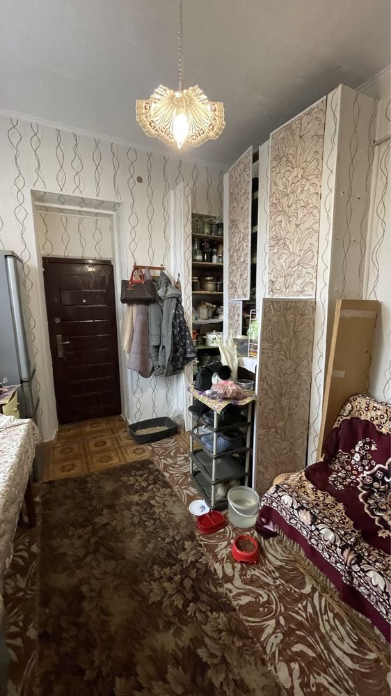 Продам малогабаритную квартиру на  Москалевке