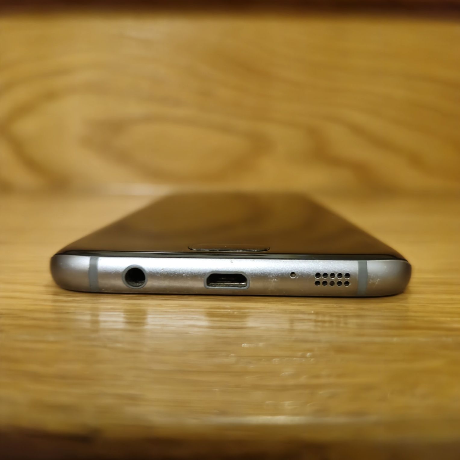 Telefon Samsung Galaxy S7 Edge + gratis
