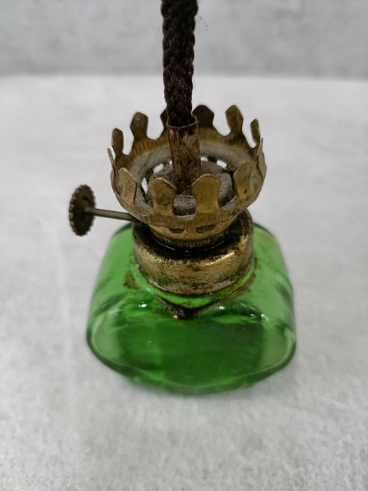 Lampka naftowa serce zielona