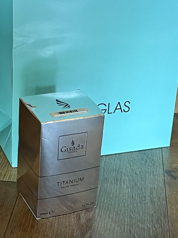 Gisada titanium 100 ml- męskie, nowe, oryginalne perfumy