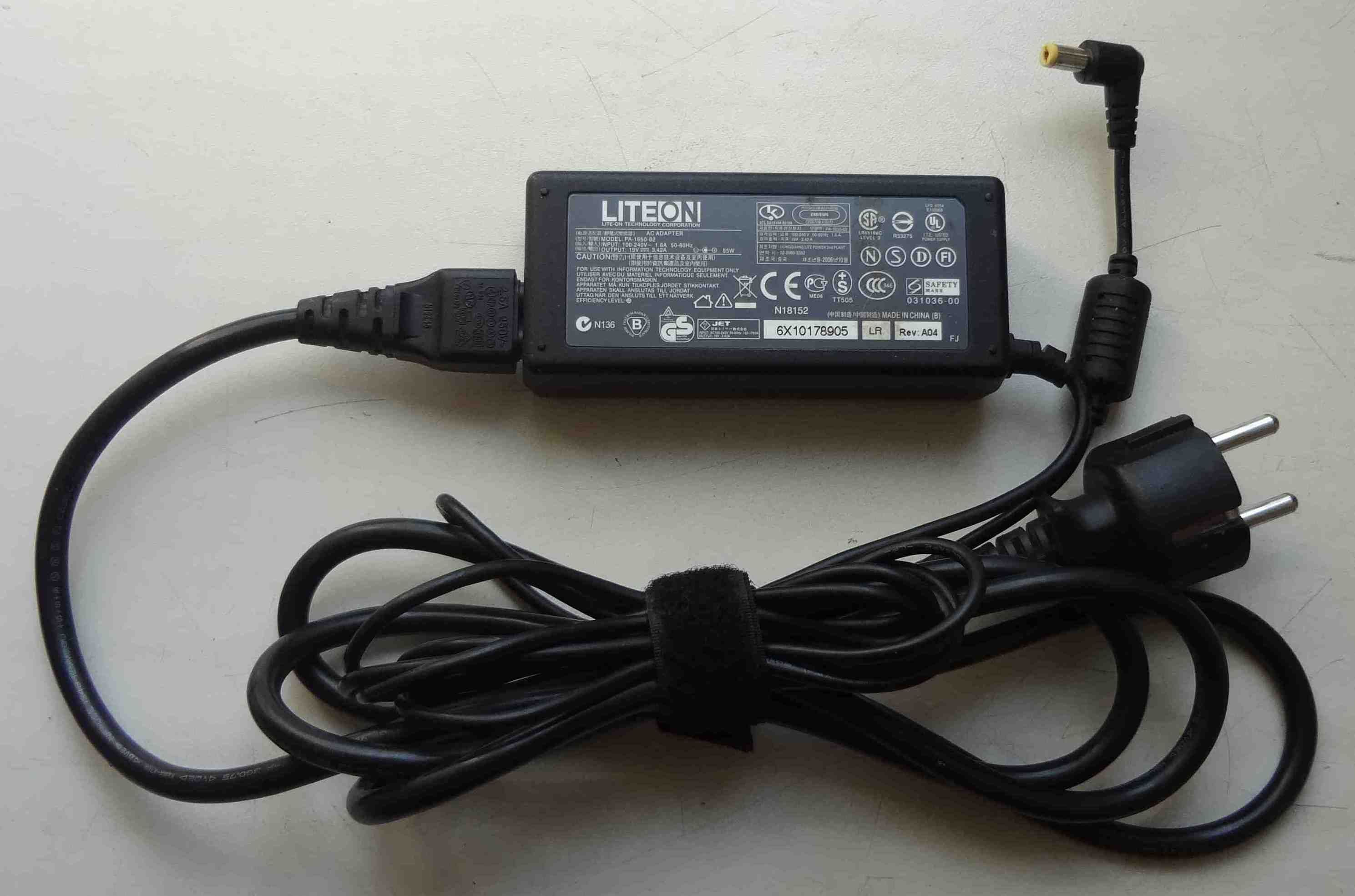 Адаптер блок питания Liteon 19V 3.42A PA-1650-02