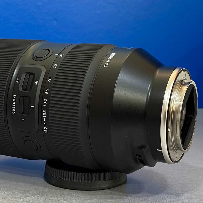 Tamron 35-150mm f/2-2.8 Di III VXD (Sony FE) -NOVA- 3 ANOS DE GARANTIA