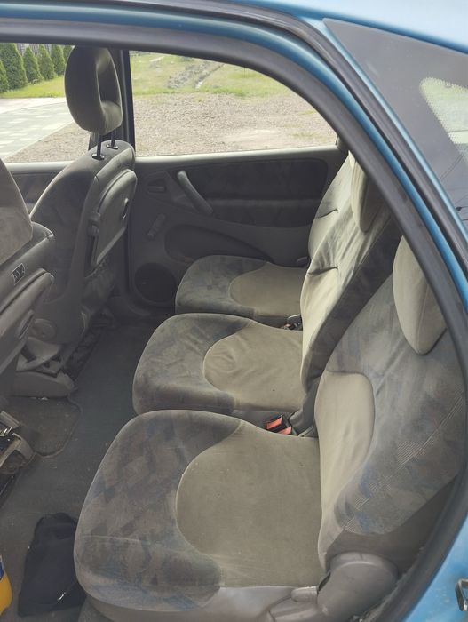 Продам машину сітроен