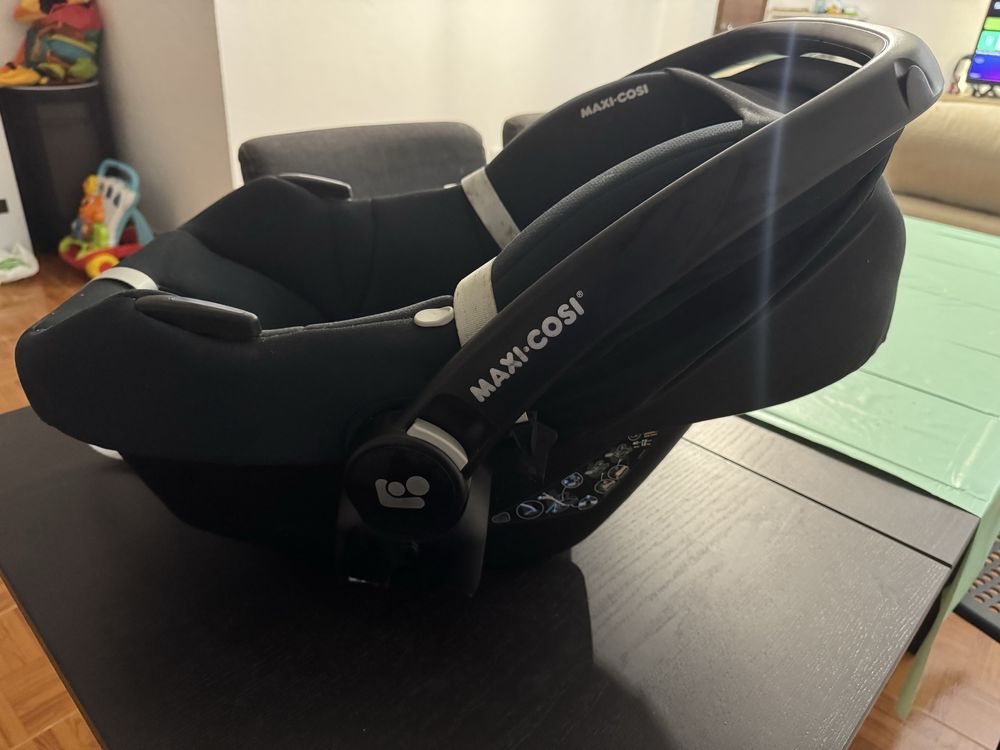 Vende se trio maxi cosi zelia 3 como novo