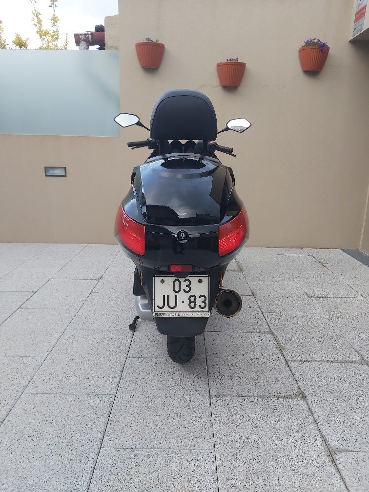 Jonway Js 125cc Maxi Scooter