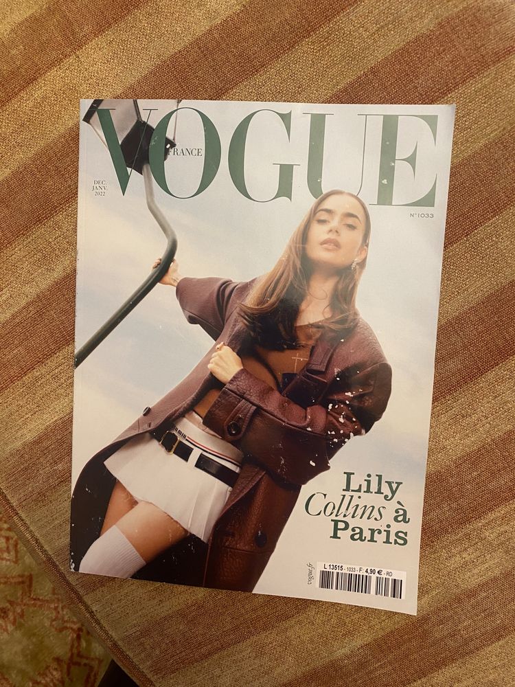 Vogue France paris 2022 lily collins emily moda trendy