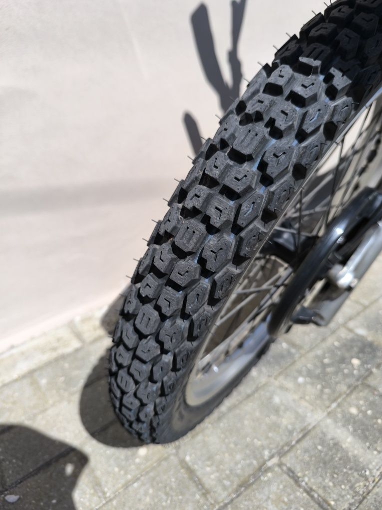 Yamaha XT 350 (3YT)