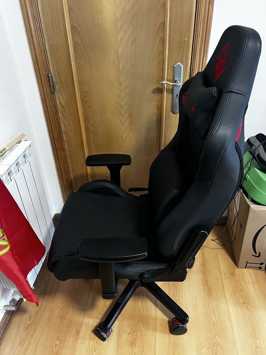 Cadeira Gaming HP OMEN Citadel