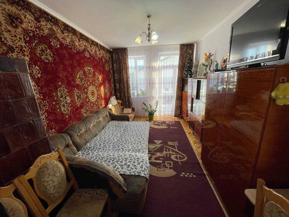 Продається 2-кімнатна квартира у центрі міста