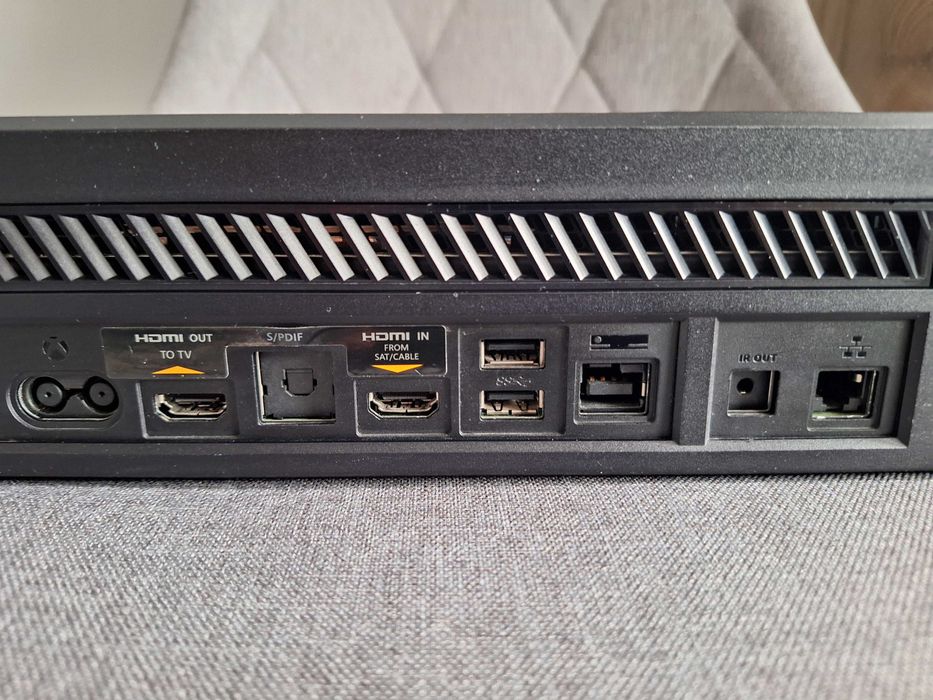 Konsola XBOX ONE Kompletna 500gb