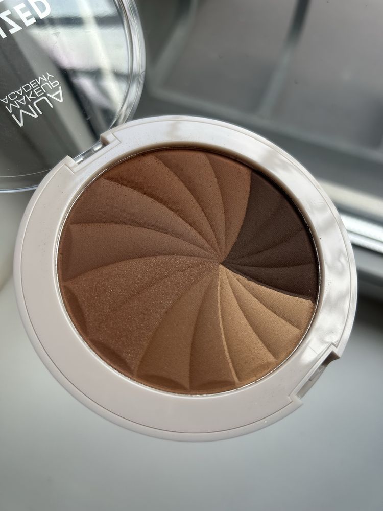 Бронзер Make Up Academy Bronzed Perfection Golden Dunes
