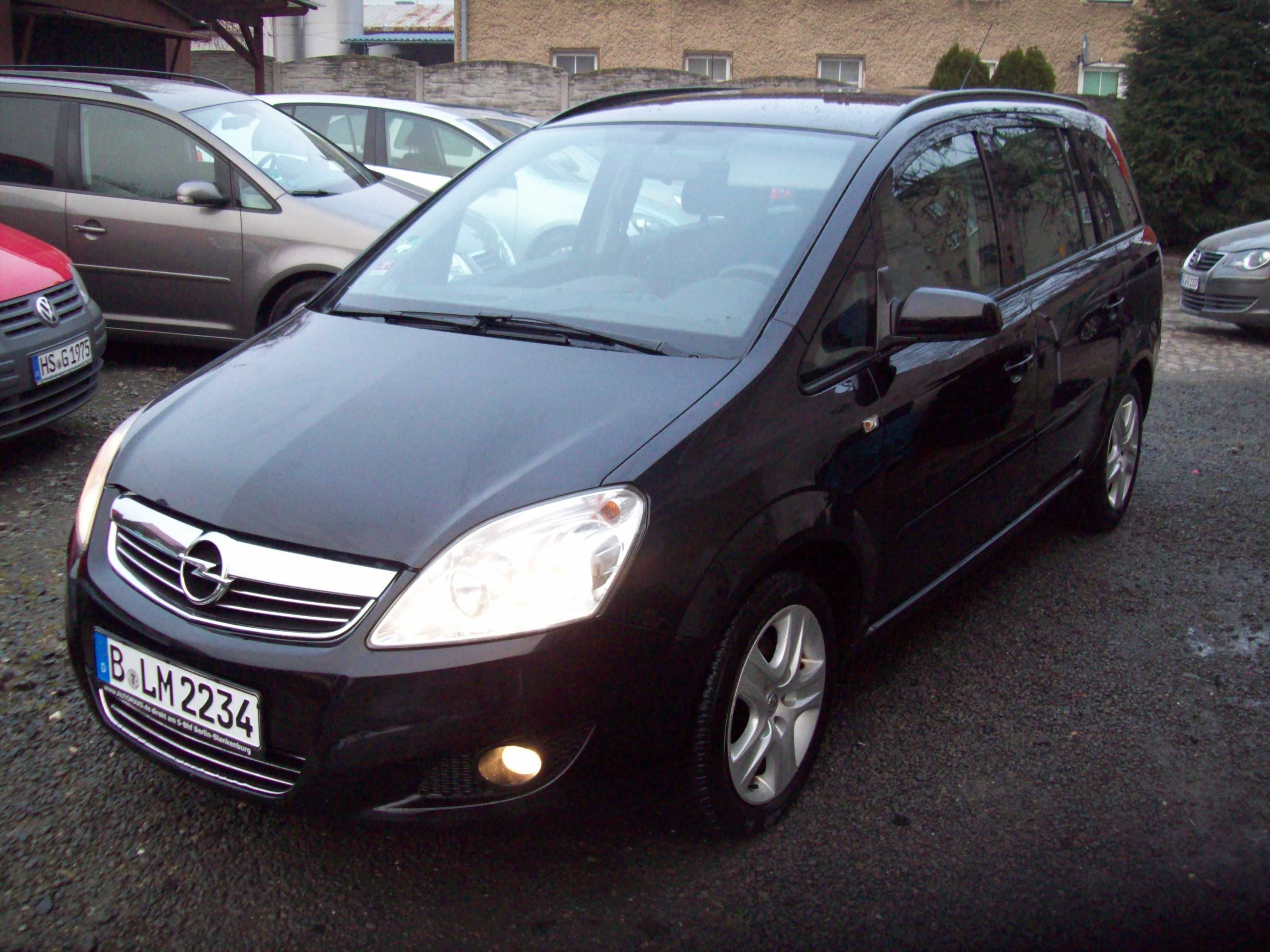 OPEL ZAFIRA 1,6/7 osobowy/stan idealny/klimatronik,nawigacja