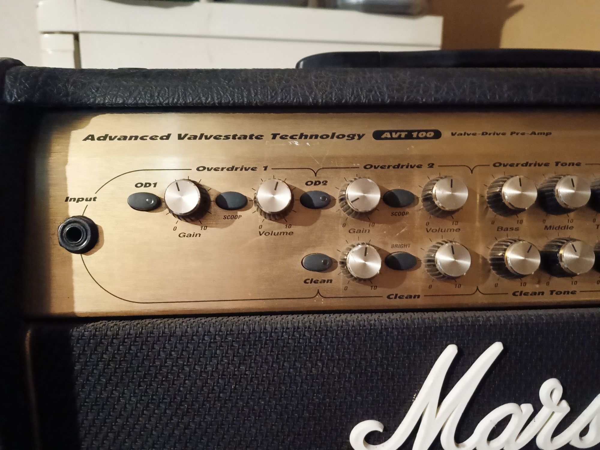 marshall valvestate 2000 avt 100 - wzmacniacz gitarowy