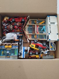 Zestawy LEGO z figurkami i akcesoiami do negocjacji
