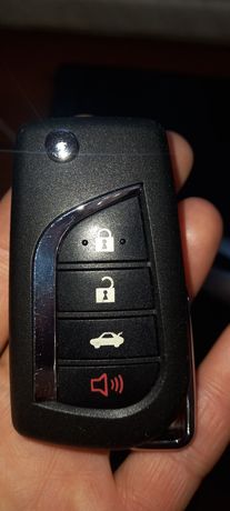 Ключ, брелок Toyota Camry