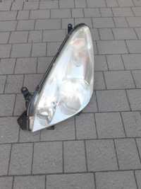 Lampa przednia Toyota Corolla Verso 2 II 04-06 lewa Europa