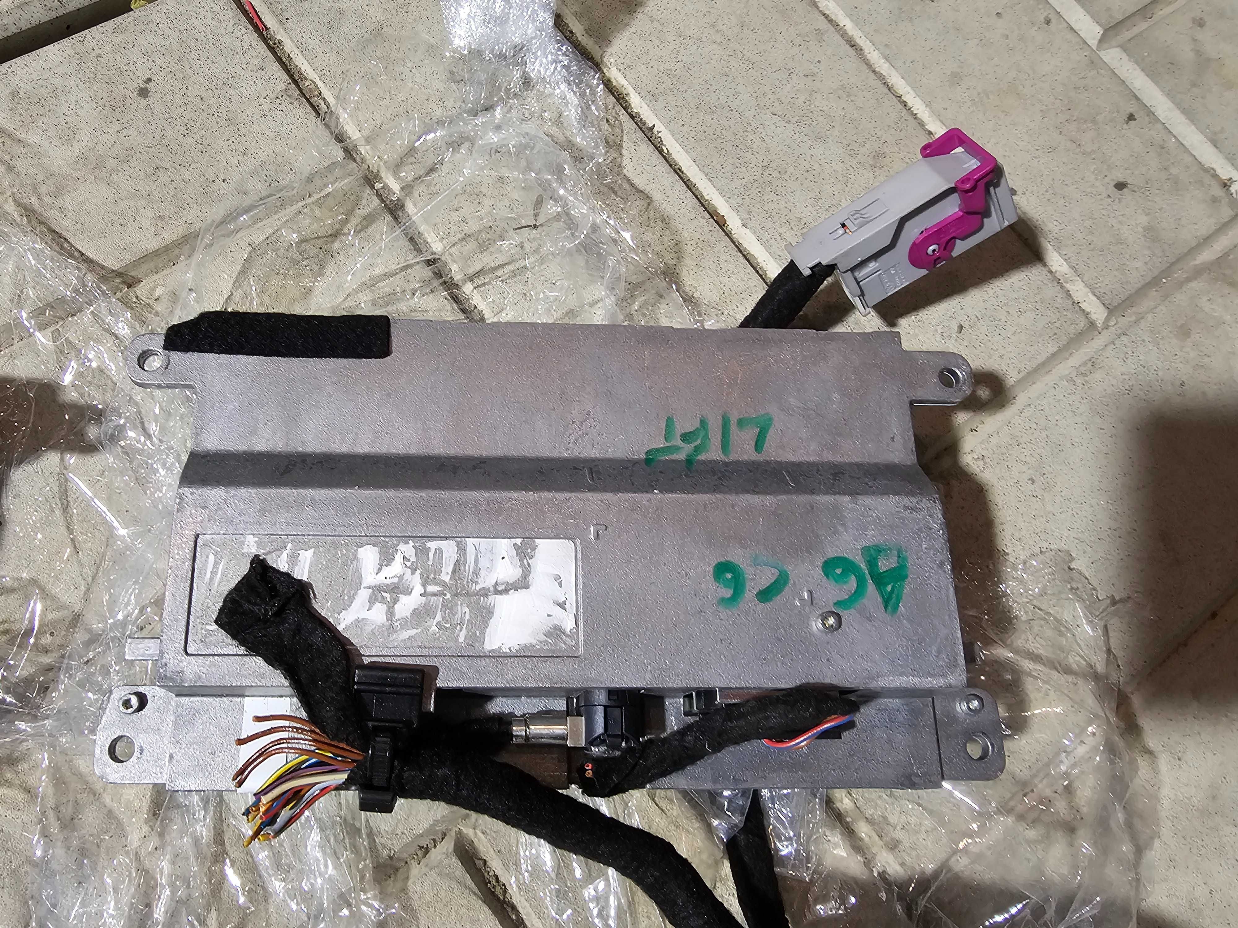 Wyswietlacz ekran MMI a6 c6 Q7 lift 4F0