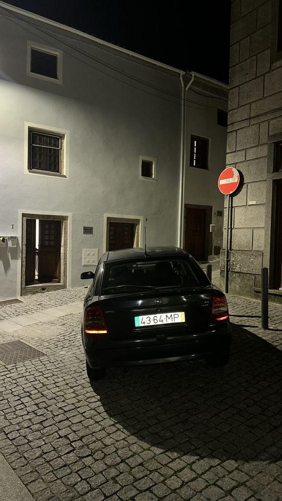 Opel Astra 1.4 Usado