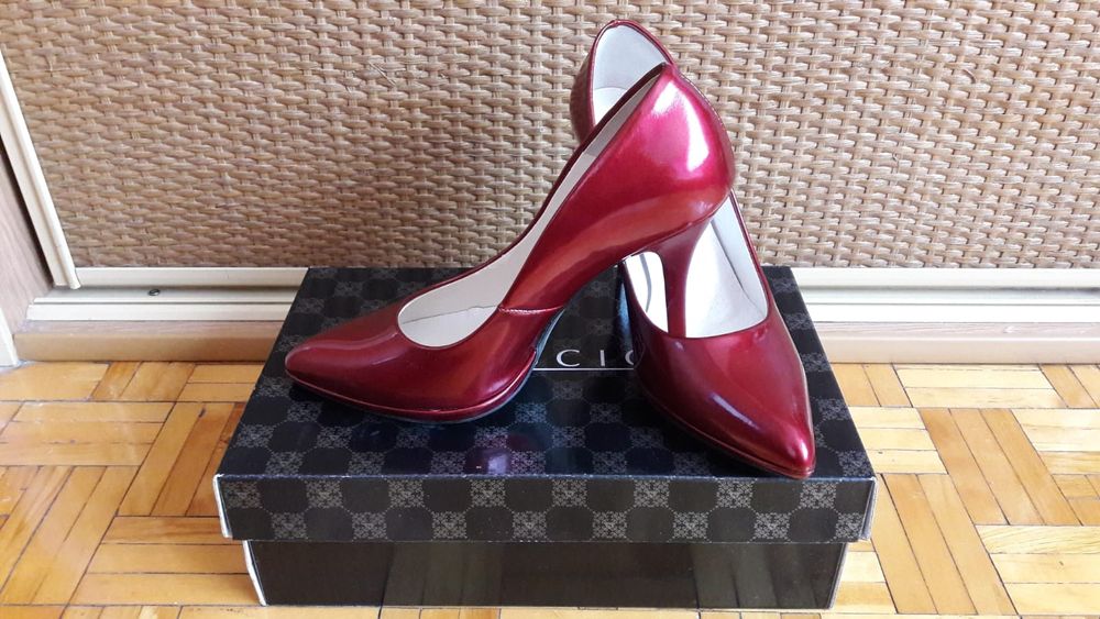 Szpilki Neścior NOWE