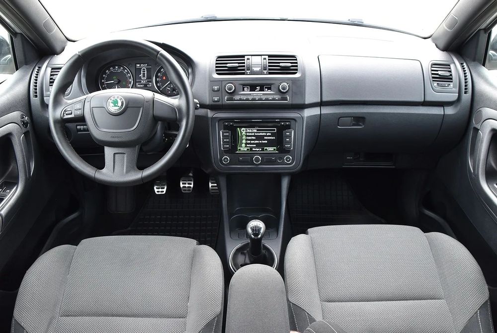 Skoda Fabia MONTE CARLO, D.Navi, Klimatronic, AluFelgi, Tempomat, 100%Bezwypadkowe