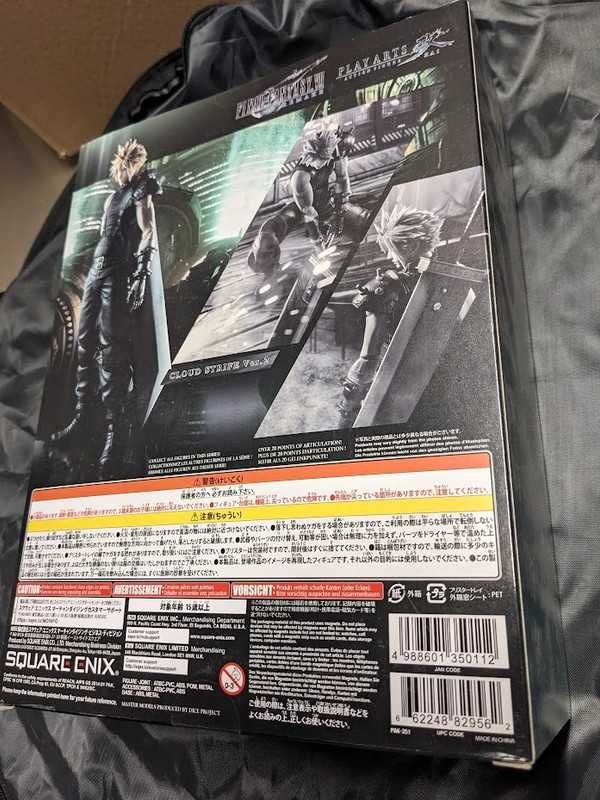 Figurka Square Enix Final Fantasy VII Remake Cloud Strife V2 Oryginał