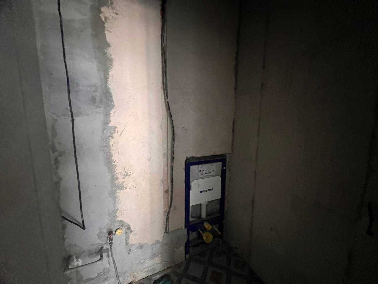 Продаж 2х фасадних приміщень площею 42 м2 за 26500$