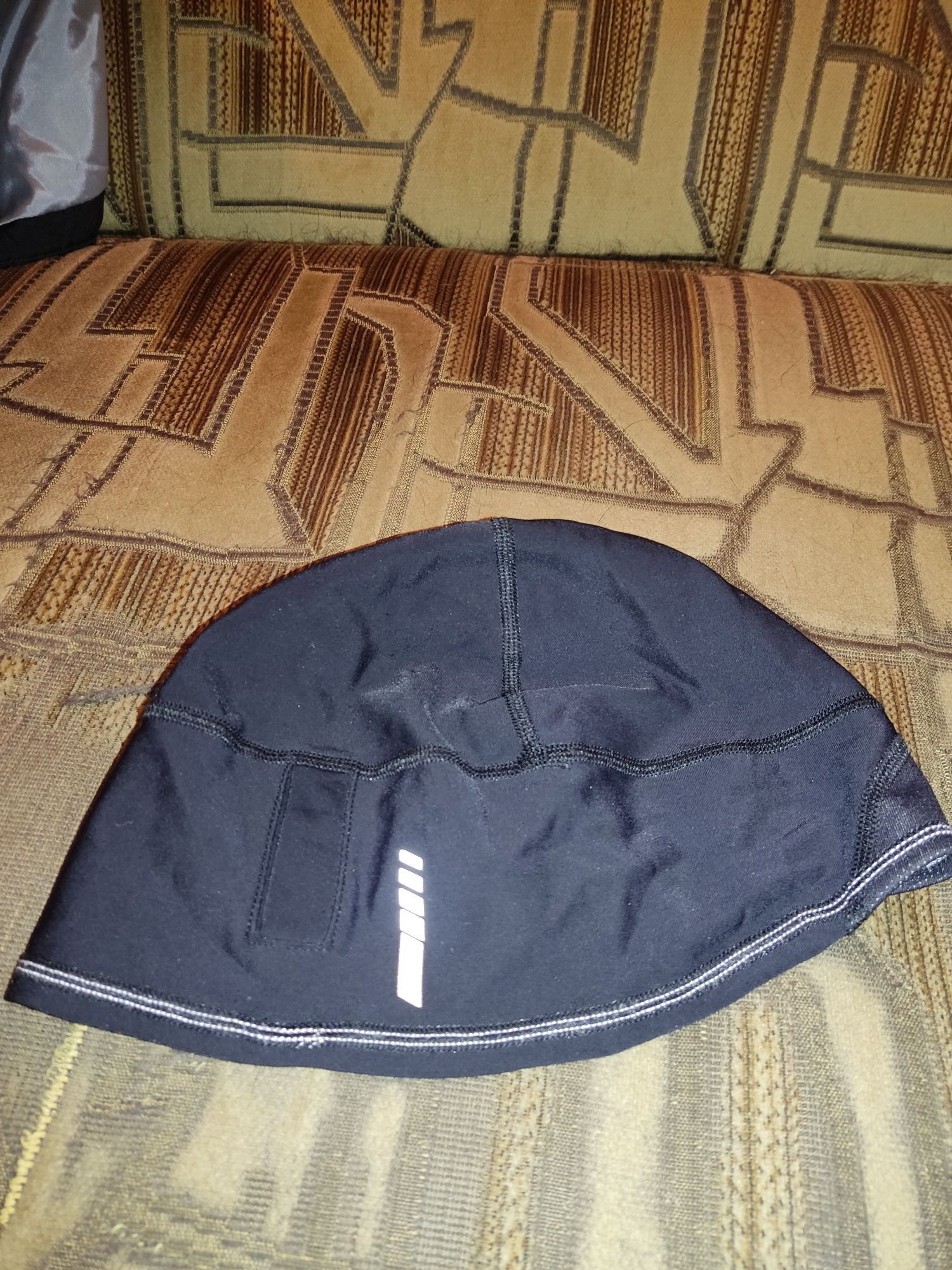 Продаются шапки и лыжные подшлемники Columbia, The north face