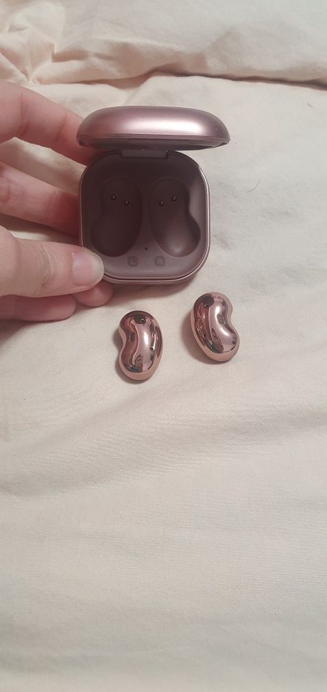 SAMSUNG Galaxy Buds