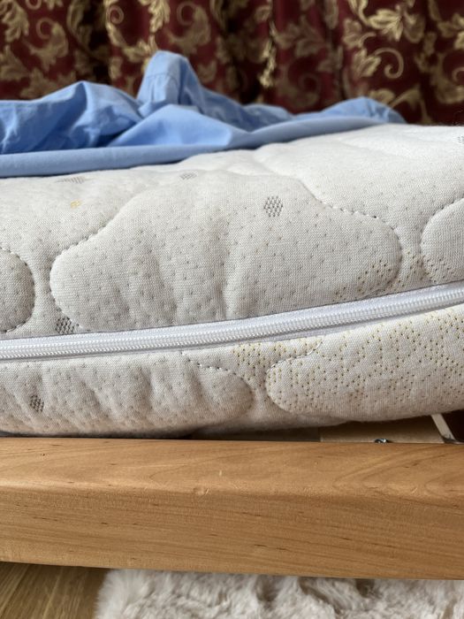 Дитяче ліжко будиночок з матрасом