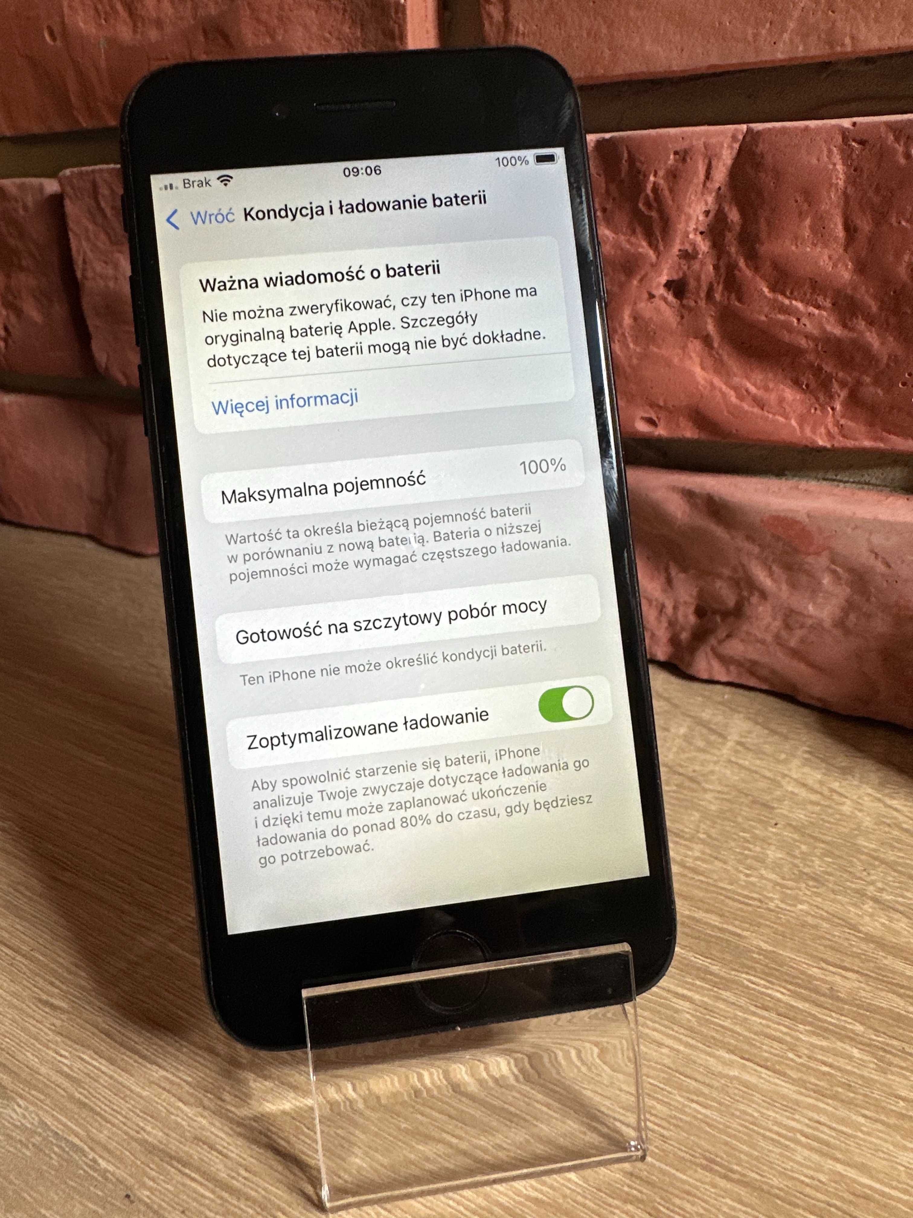 iPhone SE2020 w dobrym stanie