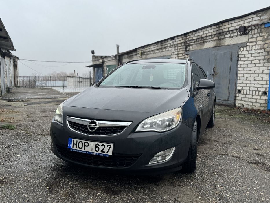 Продам Opel Astra 1.7 disel 2013 г