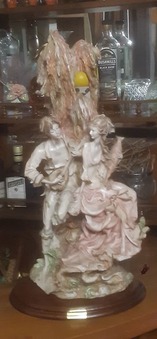 Estatuetas em marmorite