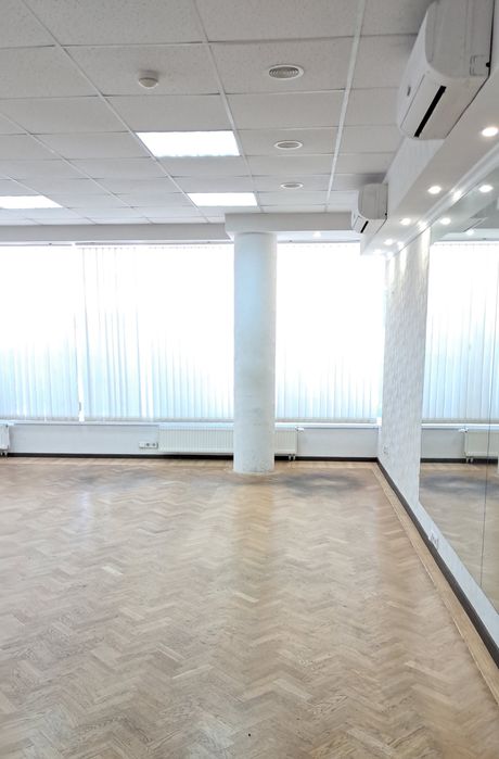 Без комиссии Куреневка 50м2 Кирилловская, 115 1 этаж фасад доступ 24/7