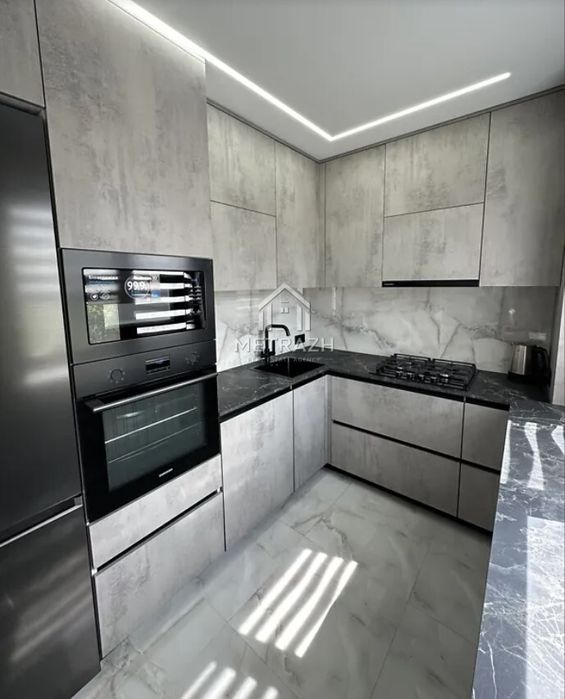 Продам шикарну 3х к квартиру , Гагарина,44 ( код 87118)
